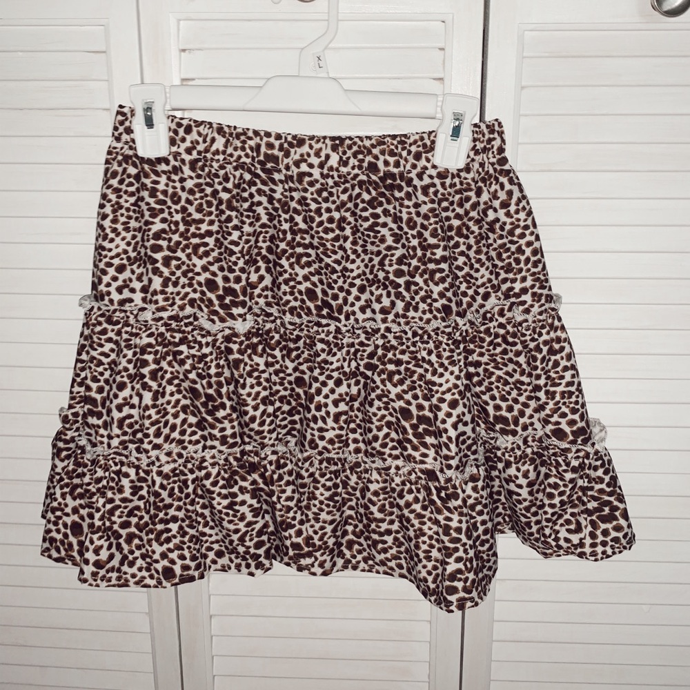 Cheetah print flowy skirt